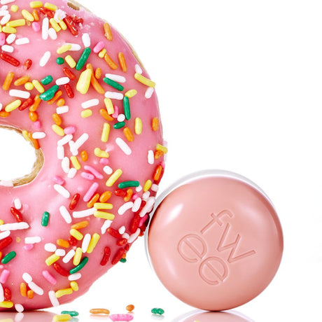 [fwee] Lip & Cheek Blurry Pudding Pot + Pendant Keyring